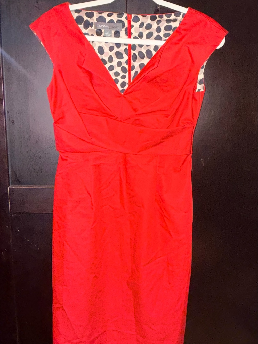 Donna Ricco Bright Red V-Neck Midi Sheath Dress